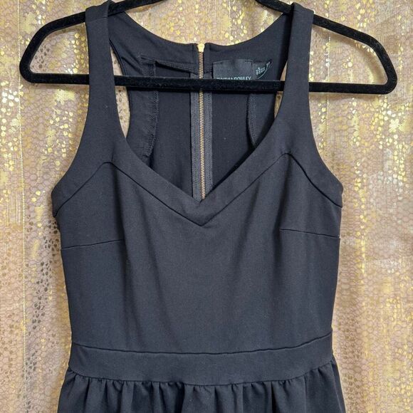 Cynthia Rowley Black Sleeveless V Neck Fit & Flare Casual Dress Size Small - Picture 3 of 8